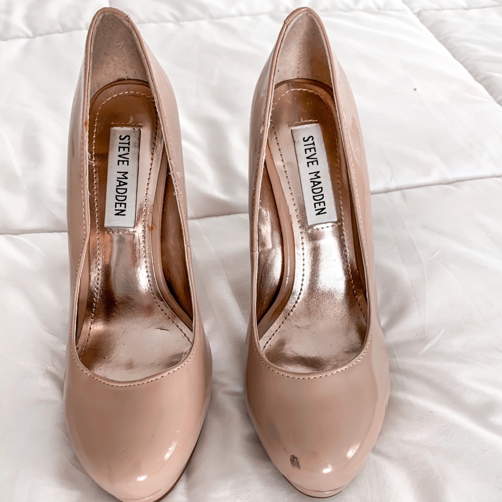 Steve Madden Nude heel